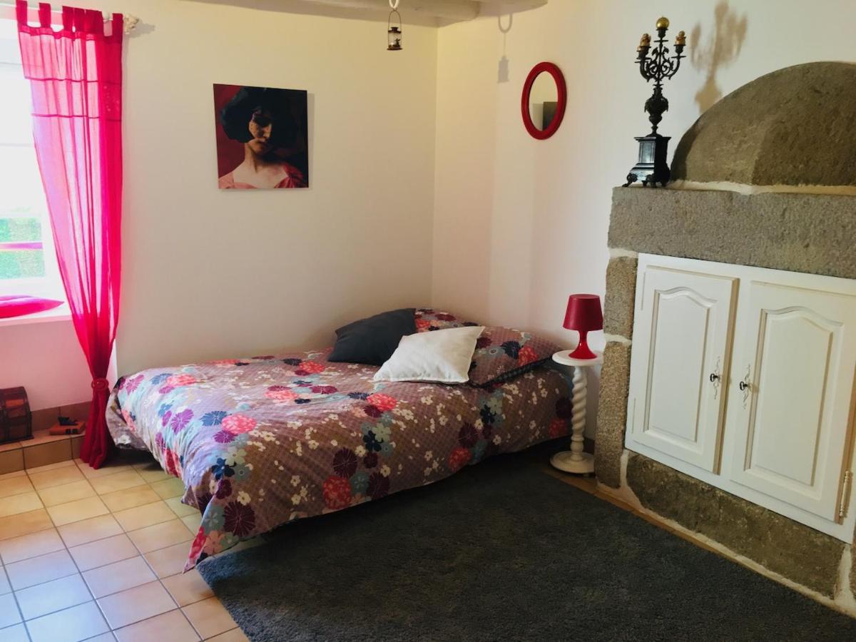 Chambre Les Anges proche Mont Saint-Michel, Maison d'hôtes l'Angevinière Esterno foto